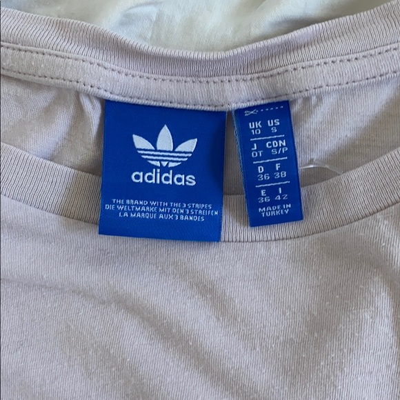 Light purple adidas logo T-shirt - Picture 2 of 2
